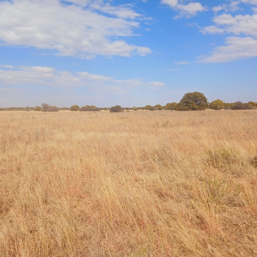  Bedroom Property for Sale in Bloemhof Rural North West